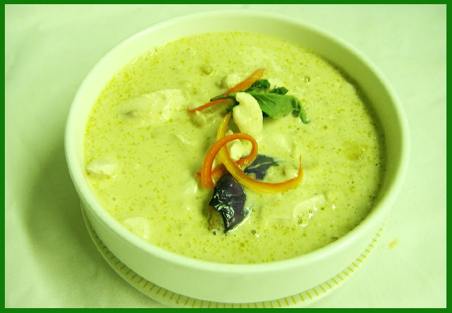 Тайский суп зеленый карри