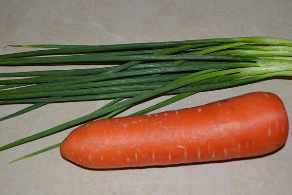 Рецепт и ингредиенты для пад тай, морковь и лук